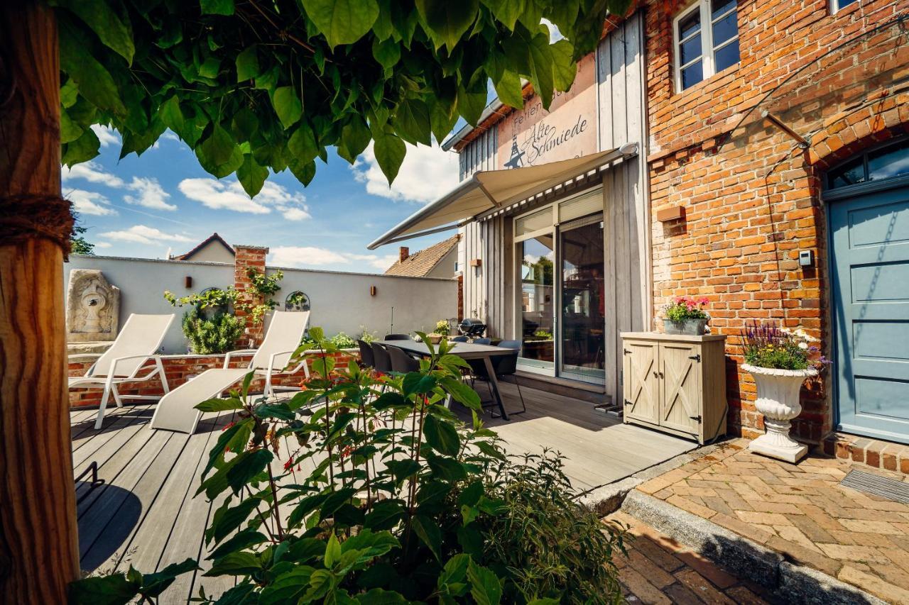 Alte Schmiede Mit Sauna, Pool Und Whirpool Im Aussenbereich Schoenstes Ferienhaus Der Lausitz Elsterheide 外观 照片