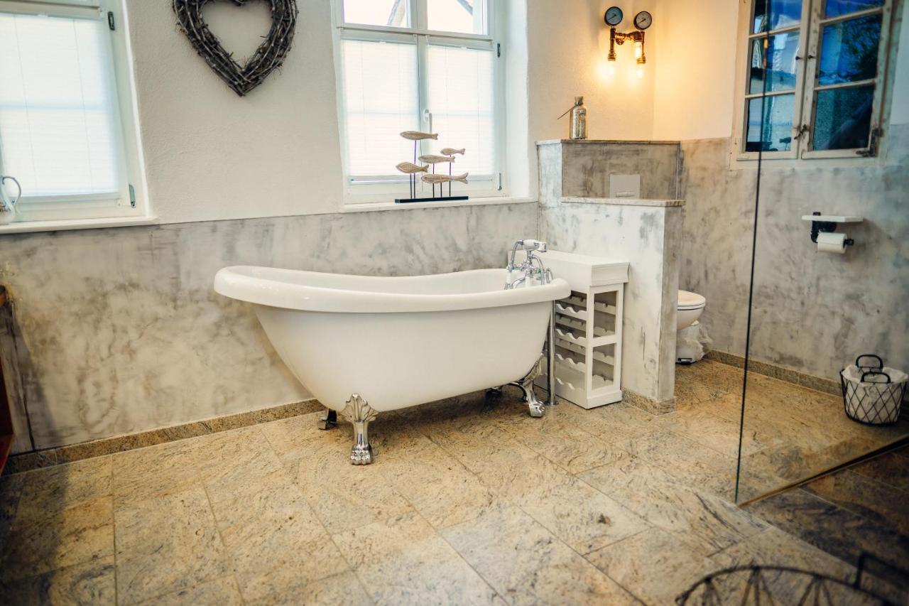Alte Schmiede Mit Sauna, Pool Und Whirpool Im Aussenbereich Schoenstes Ferienhaus Der Lausitz Elsterheide 外观 照片