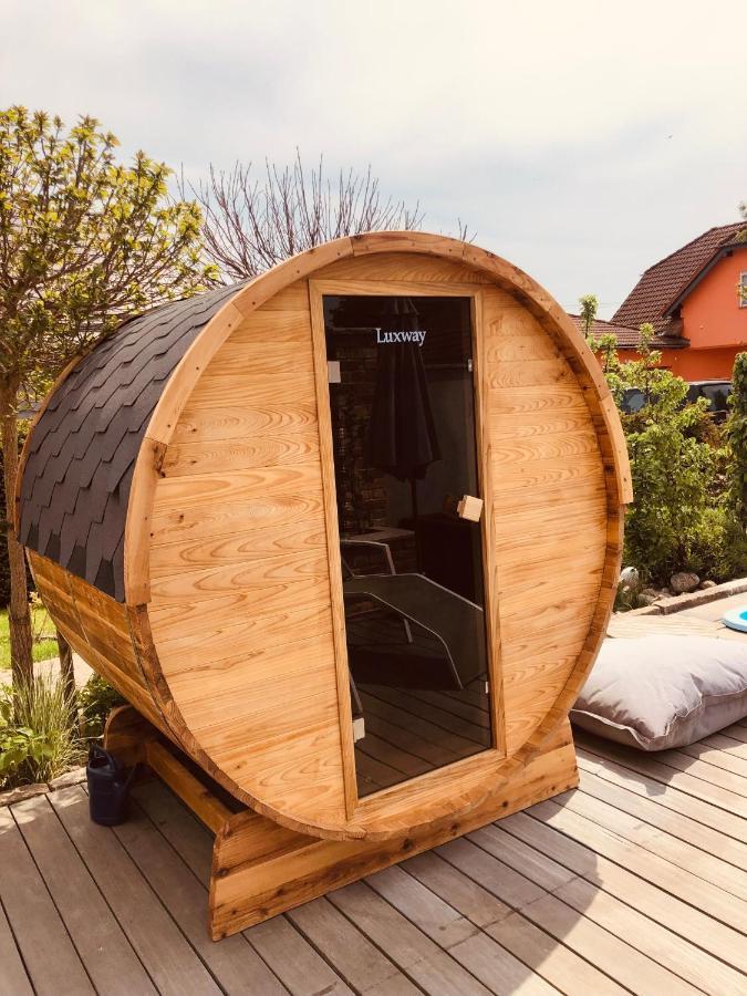Alte Schmiede Mit Sauna, Pool Und Whirpool Im Aussenbereich Schoenstes Ferienhaus Der Lausitz Elsterheide 外观 照片